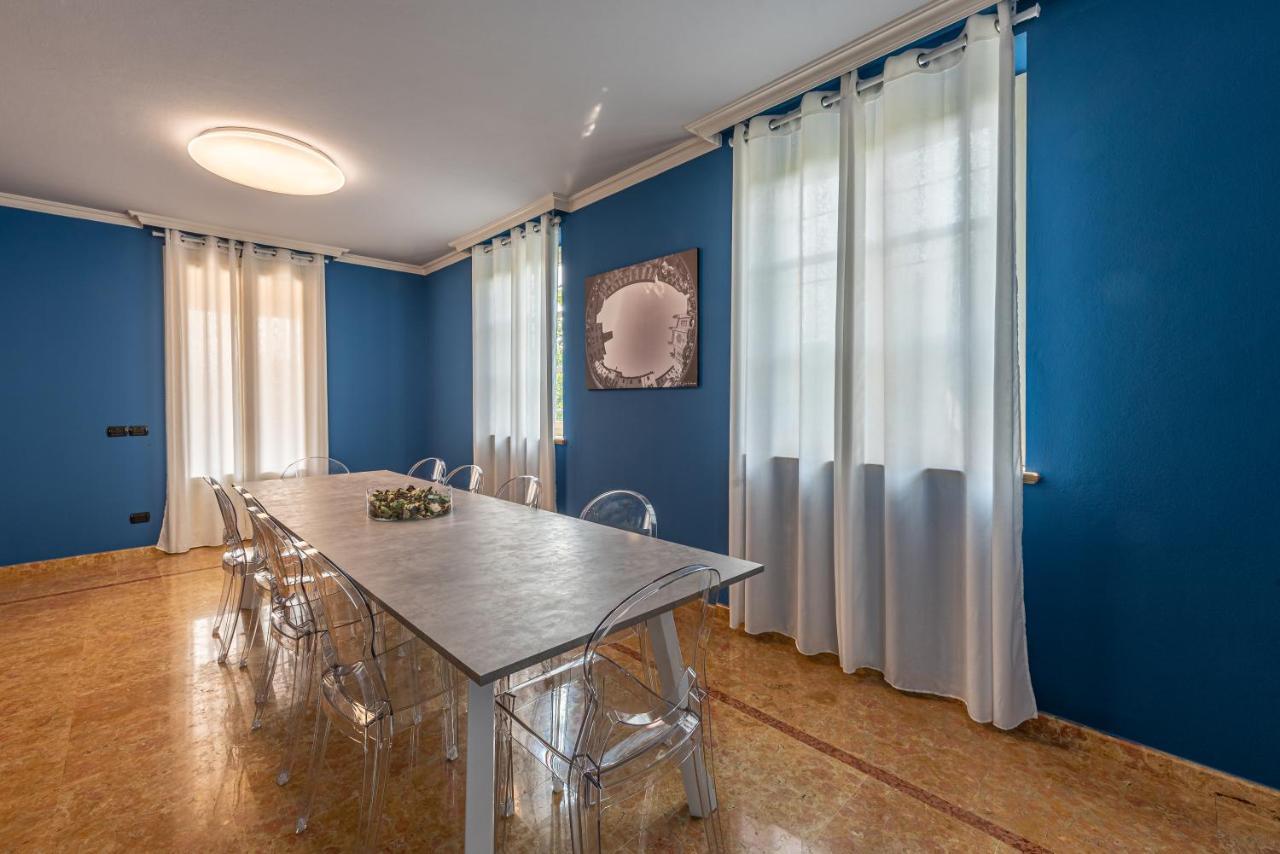 Villa Cornelia , Entire Villa With Private Pool Corneliano d'Alba Exteriör bild